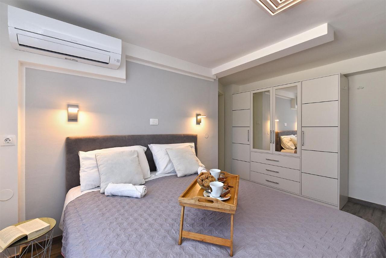 Double Room With Pool 2261 ميدولين المظهر الخارجي الصورة